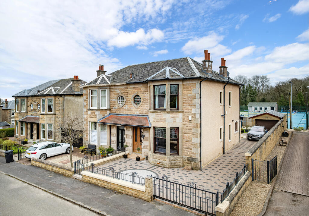 Main image of property: 32 Whitefield Avenue, Cambuslang, Glasgow, G72