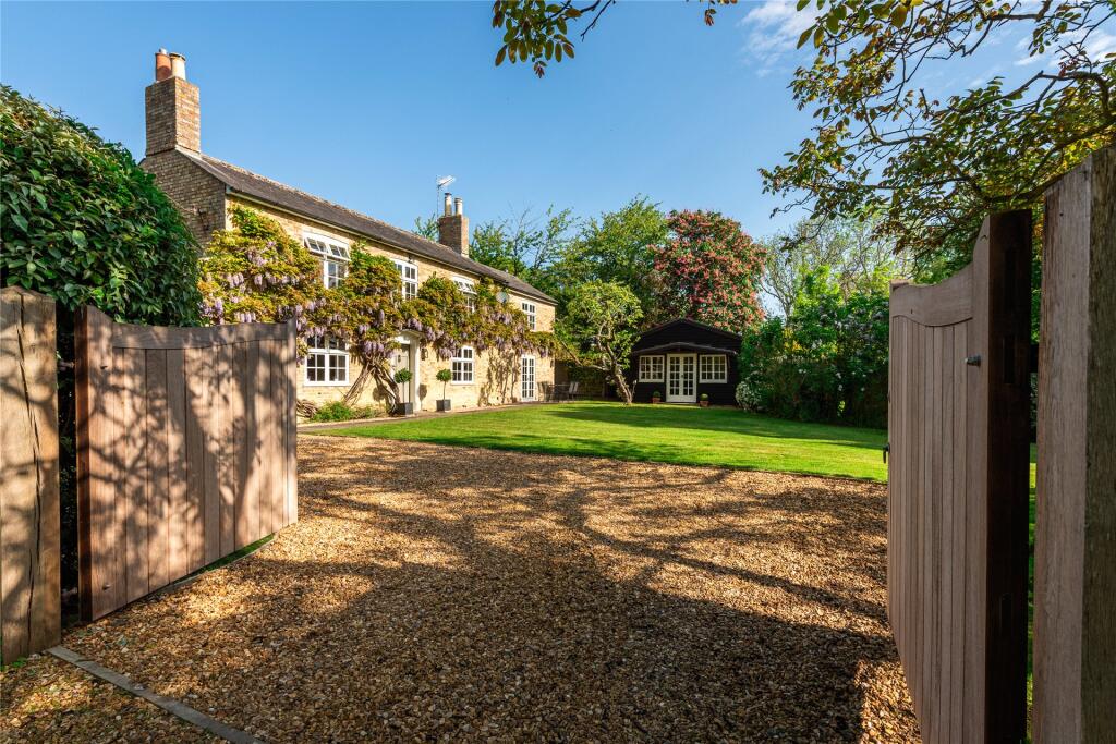 Green End, Pertenhall, Bedfordshire, MK44 photo 4