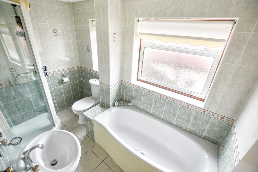 Summerhouse Drive, Bexley, Kent, DA5 photo 4