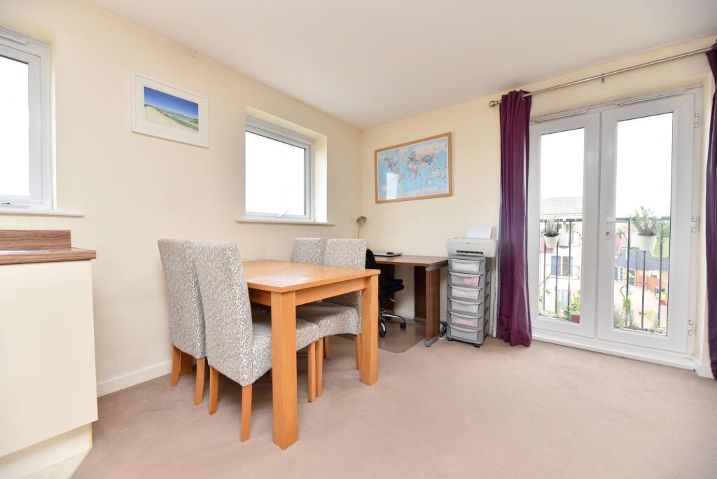 Rutherford Way, Biggleswade, SG18 photo 4