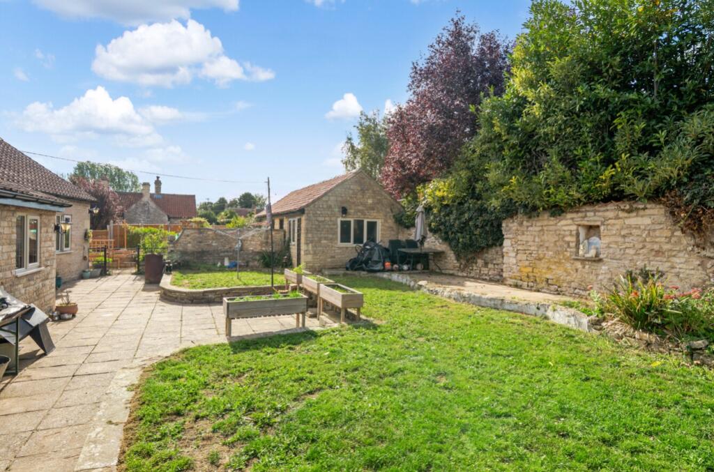 House in South Kesteven, Great Ponton - View 4