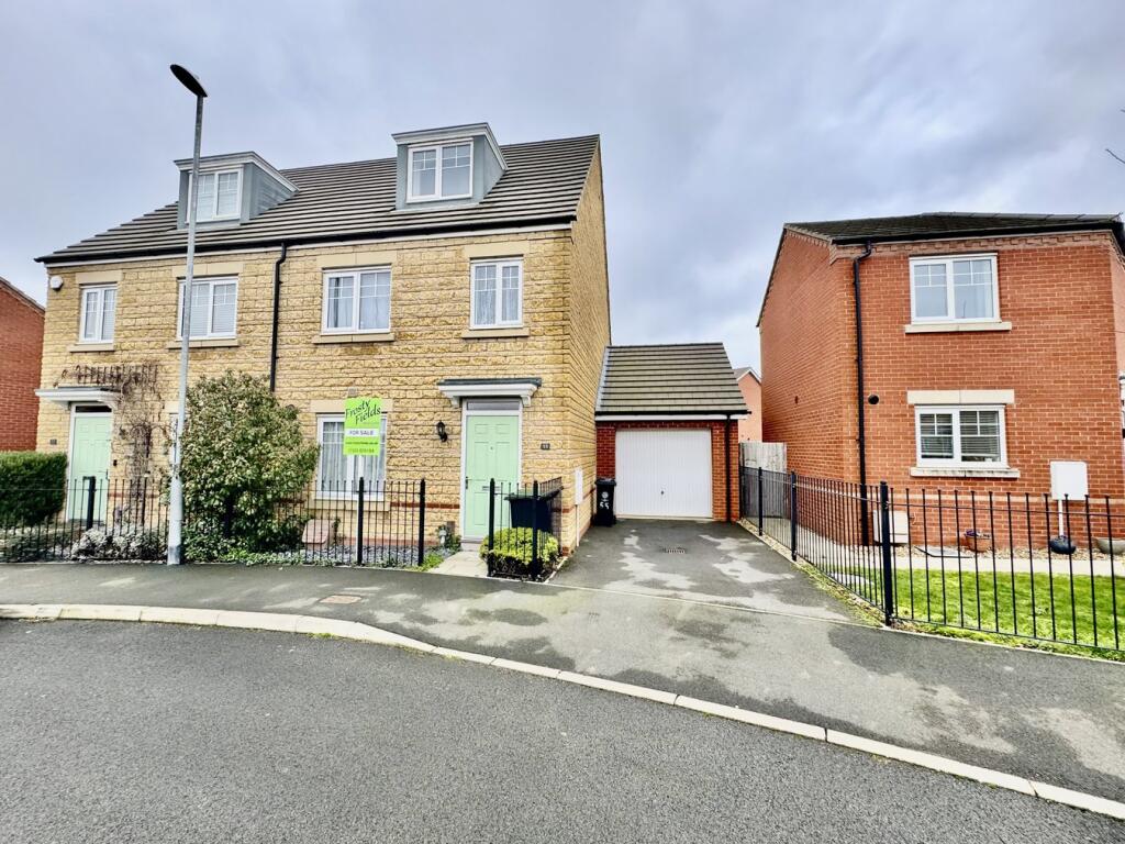 Main image of property: Lime Oval, Raunds, Wellingborough, NN9