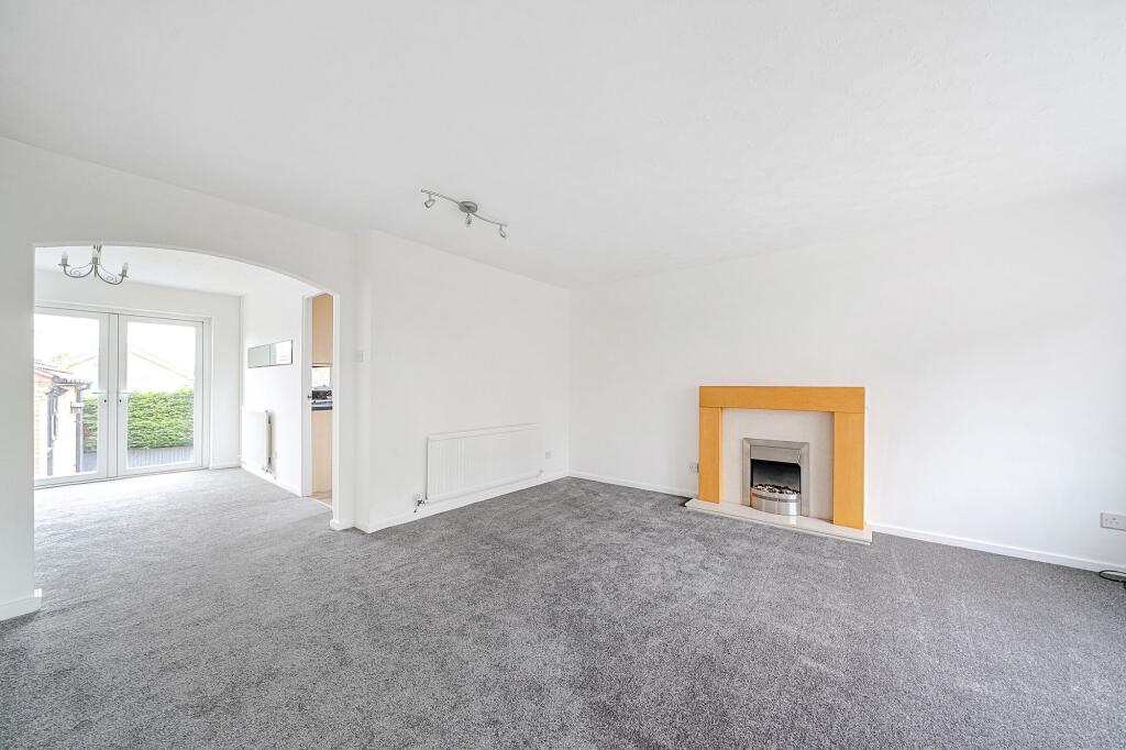 Butterbur Way, Harrogate, HG3 photo 3