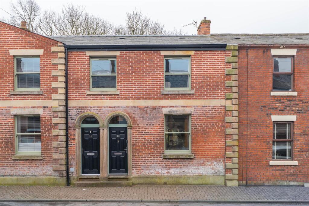 Main image of property: Fox Lane, Leyland