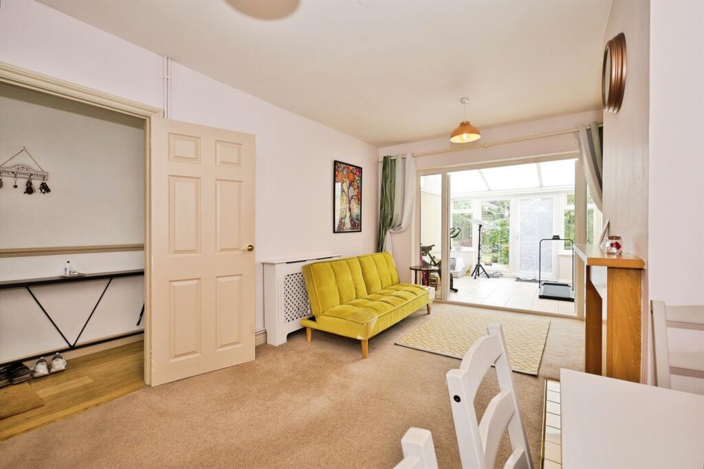 Wesley Close, Wanstrow, Shepton Mallet photo 5