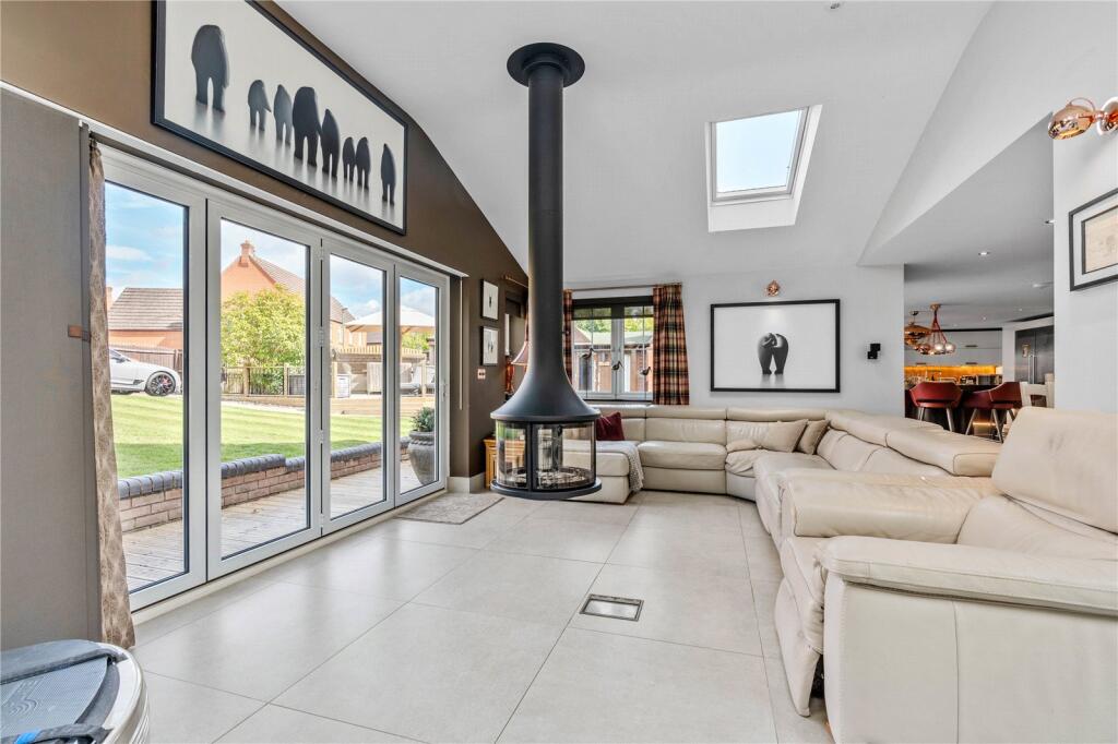Ten Shilling Drive, Westwood Heath, Coventry, West Midlands, CV4 photo 2