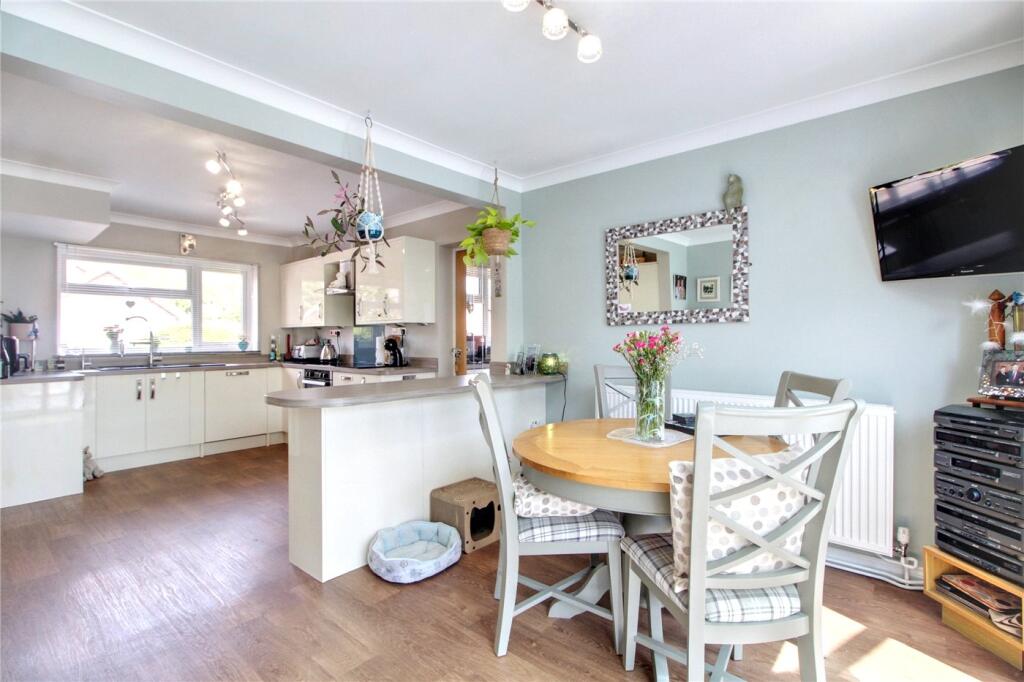 Millside, Hales, Norwich, Norfolk, NR14 photo 3