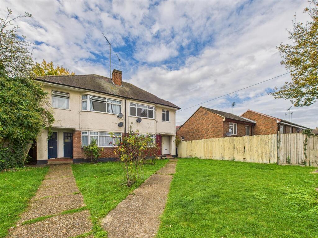 Main image of property: Gloucester Close