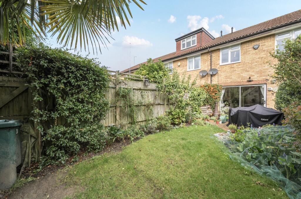 Artesian Grove, Barnet, EN5 photo 3
