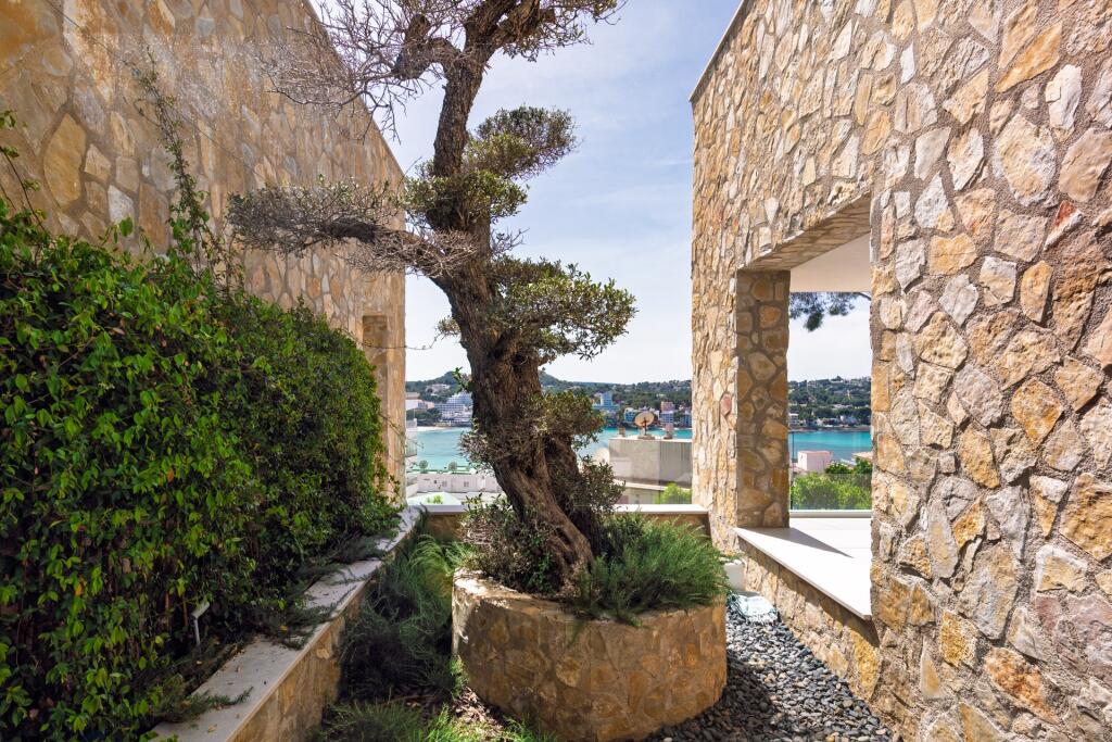 Main image of property: Balearic Islands, Mallorca, Santa Ponsa