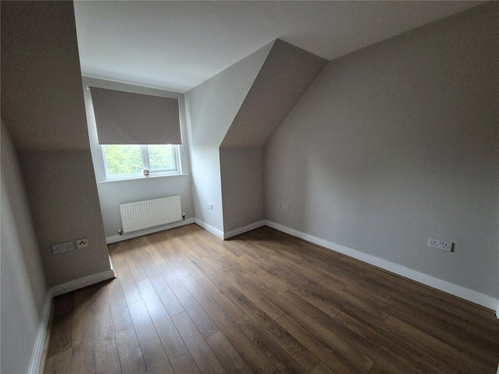 Apartment in Warrington - View 5