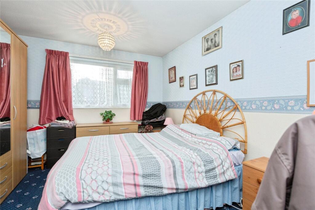 House in Leicestershire, City of Leicester - More