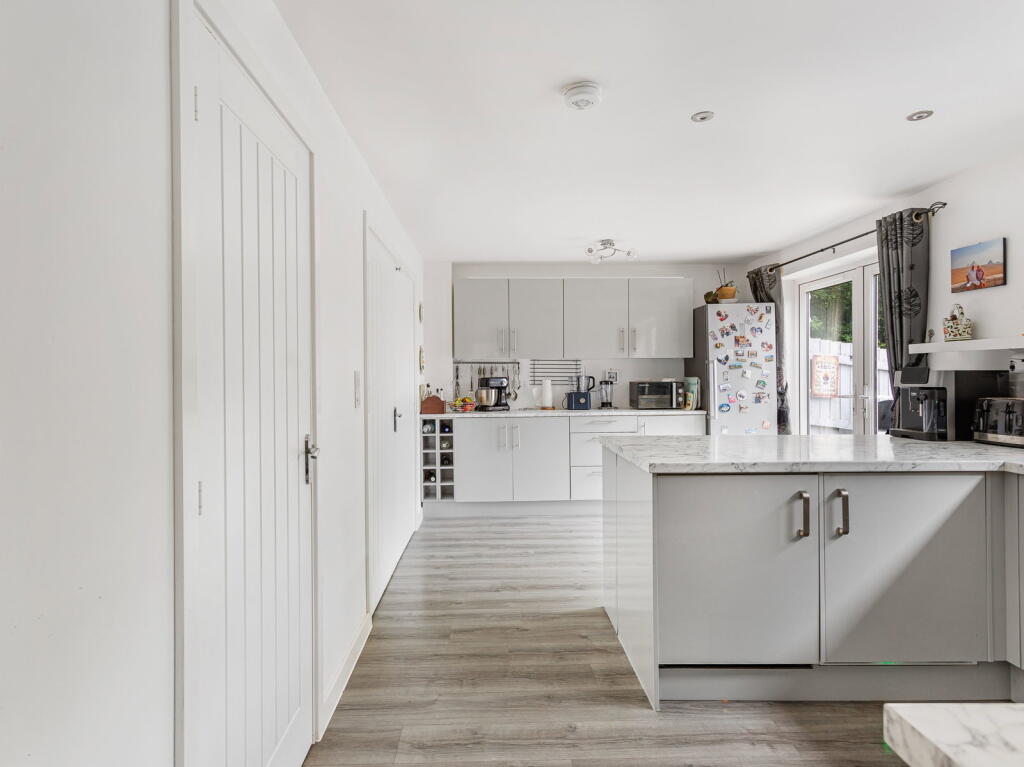 Blakewell Close, Sticklepath, Barnstaple, North Devon photo 4