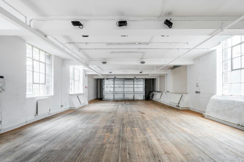 Hoxton St Studios 207 New Low Res 7.jpg