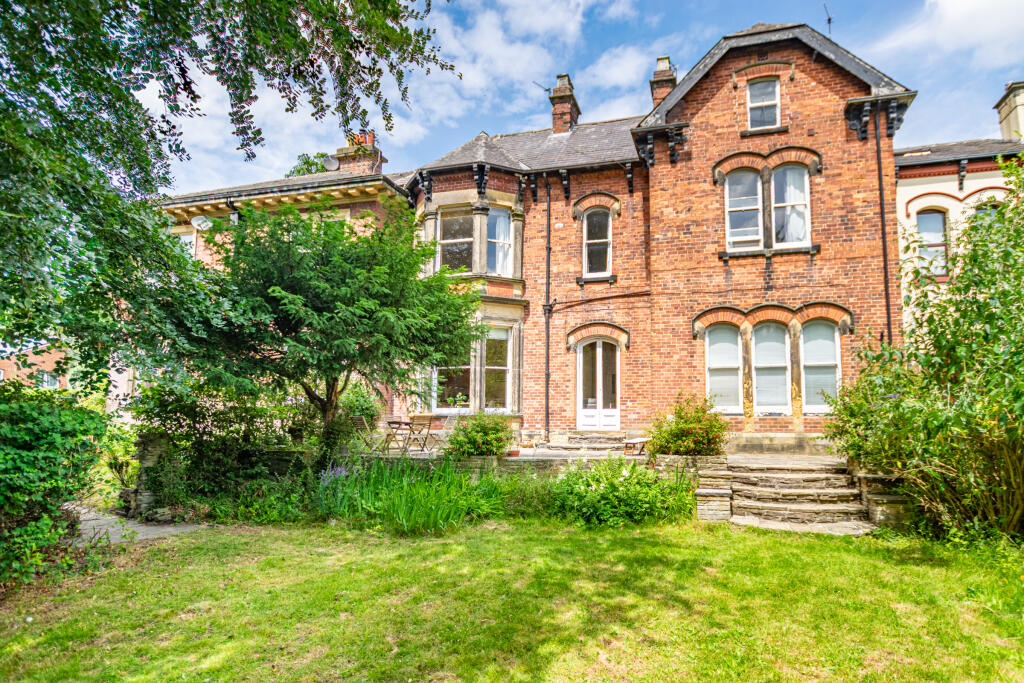 Main image of property: Shadwell Lane, Leeds, LS17