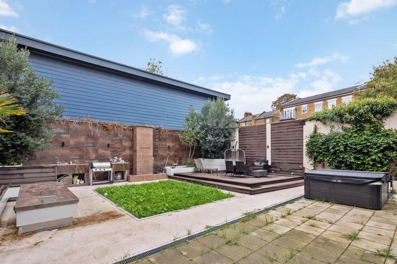 Property photo 11