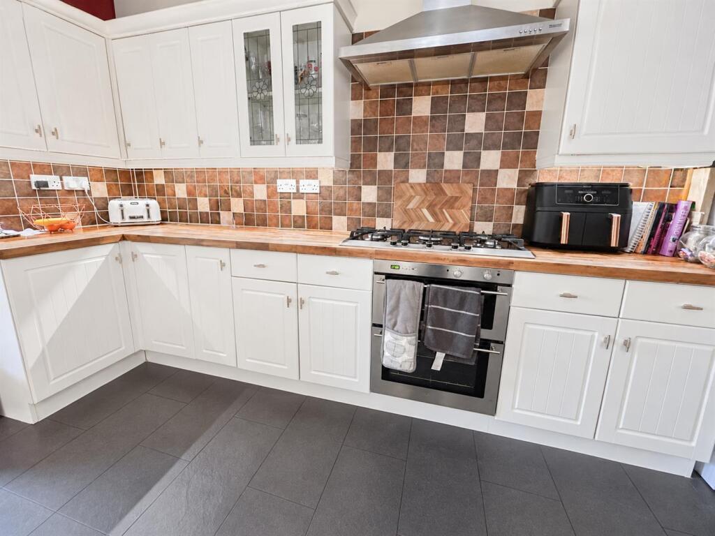 House in Tonbridge - View 5