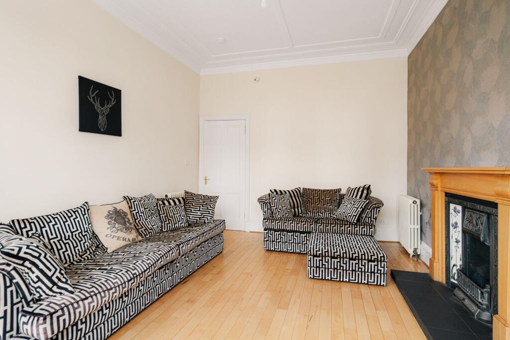 Apartment in Glasgow - View 3