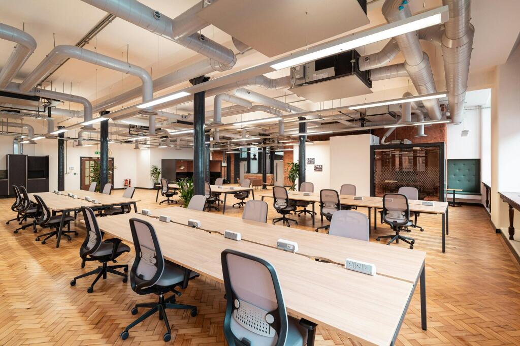 First Floor Fitted & Furnished