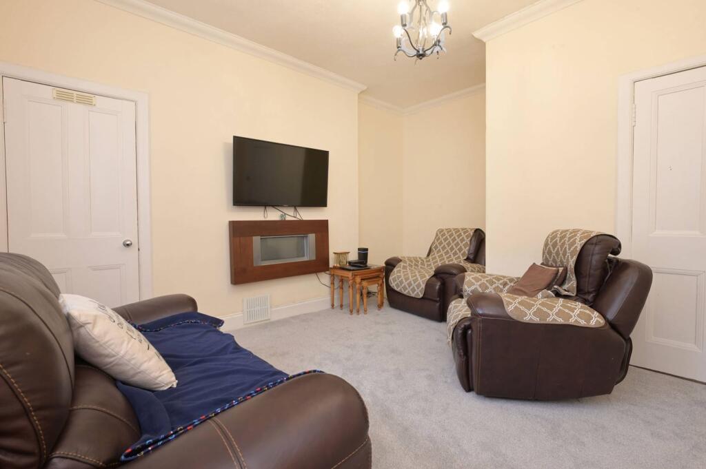 83 Lothian Street, Bonnyrigg, EH19 3AF photo 4