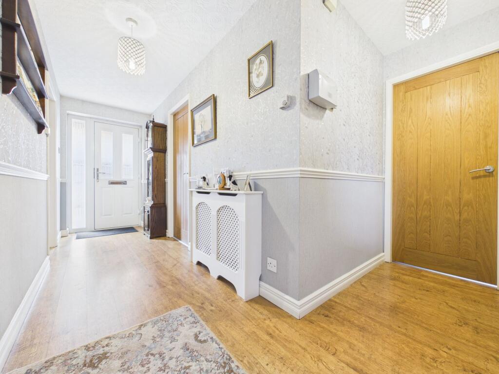Bluebell Close, Stanton Hill, Nottinghamshire - View 2
