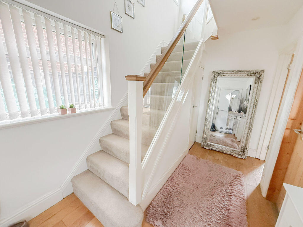 House in Birmingham, West Midlands - View 4