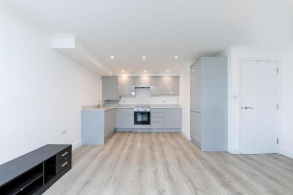 Main image of property: Vallance Road, Unze Court, E1