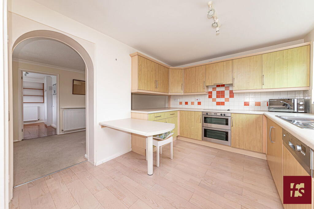Vincent Rise, Bracknell, RG12 9EH photo 4