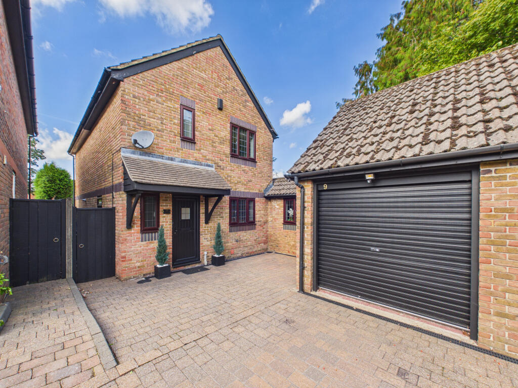 Main image of property: Ivy Place, Lane End, High Wycombe, Buckinghamshire