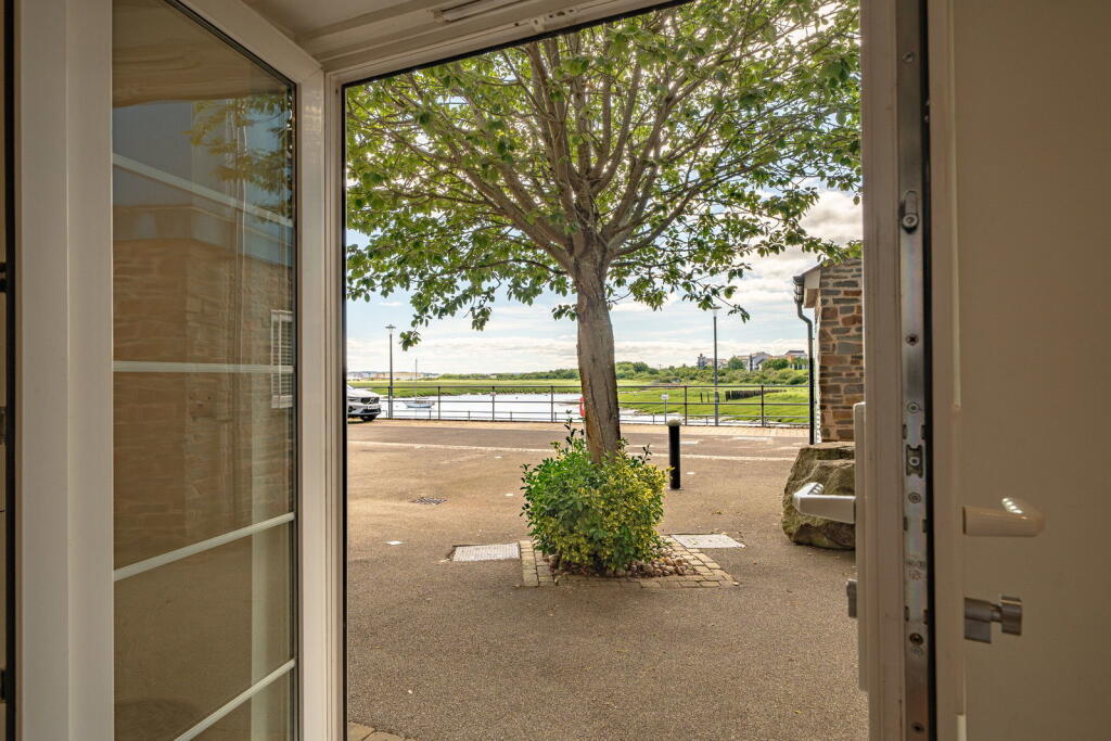 Eastcliff, Portishead, Bristol, BS20 7AQ photo 4