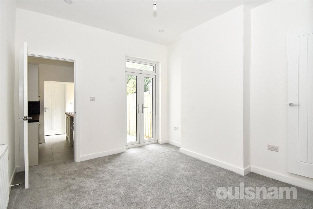 House in Birmingham, West Midlands - View 4