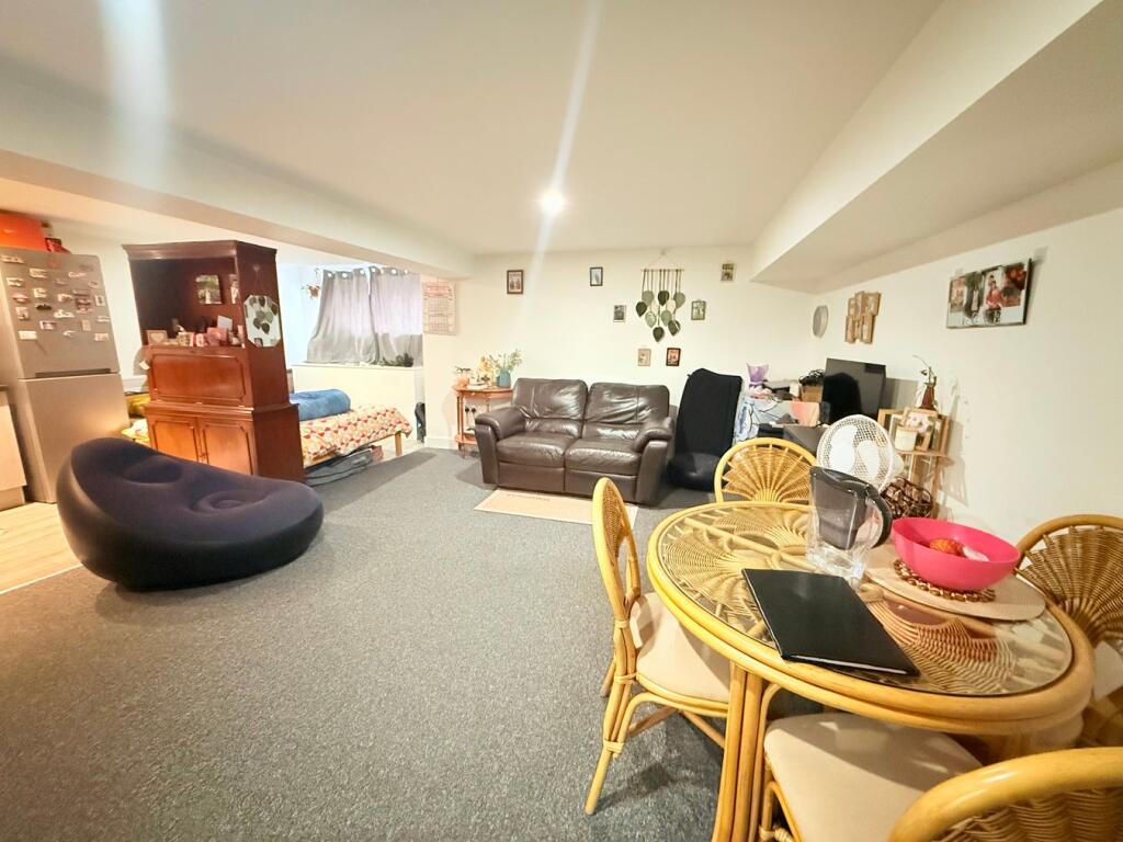 Additional image 5 of Newton Road, Yeovil, BA20