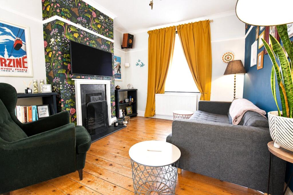 House in Northampton - View 2