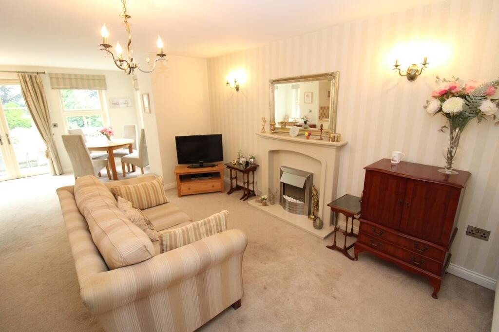 Apartment in Barnsley, South Yorkshire - View 4