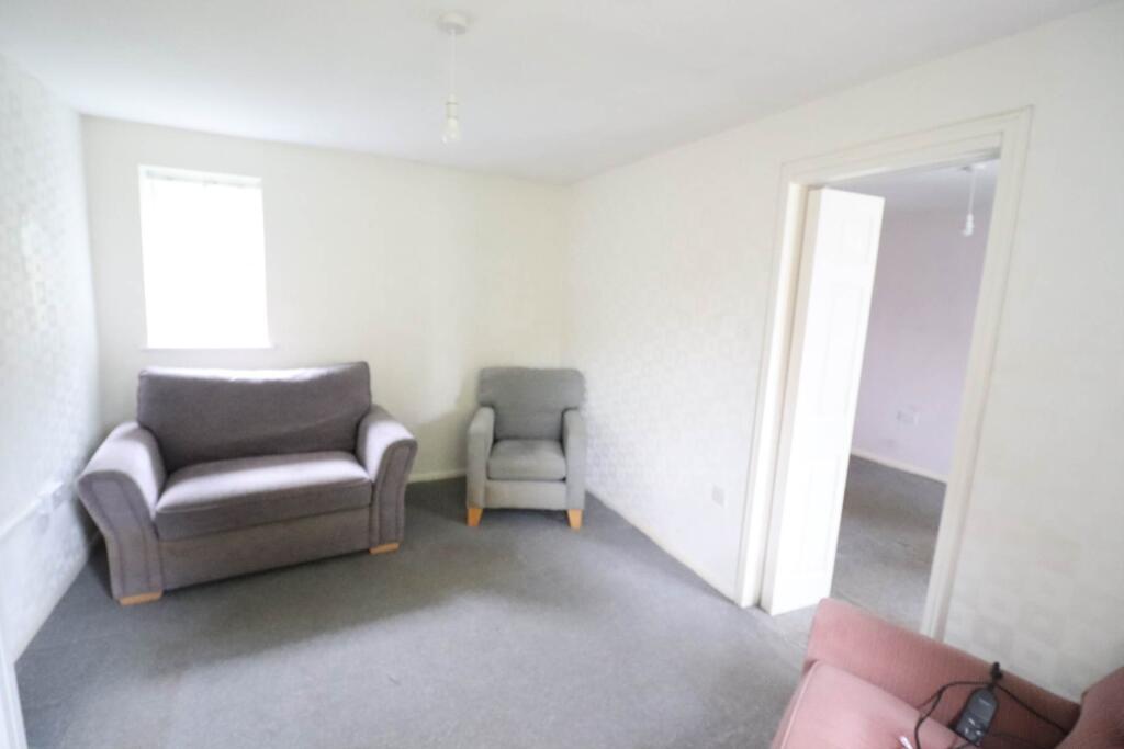 House in Highfield Avenue, High Wycombe Community Board - View 5