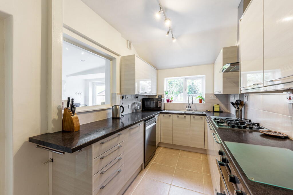 Chester Road, Sutton Coldfield, B73 5BL - More