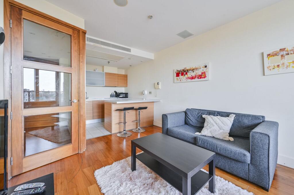 Apartment in London, City of Westminster - More