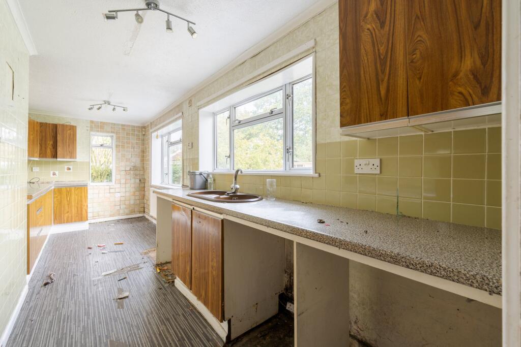 Greenways Close, Flordon photo 4