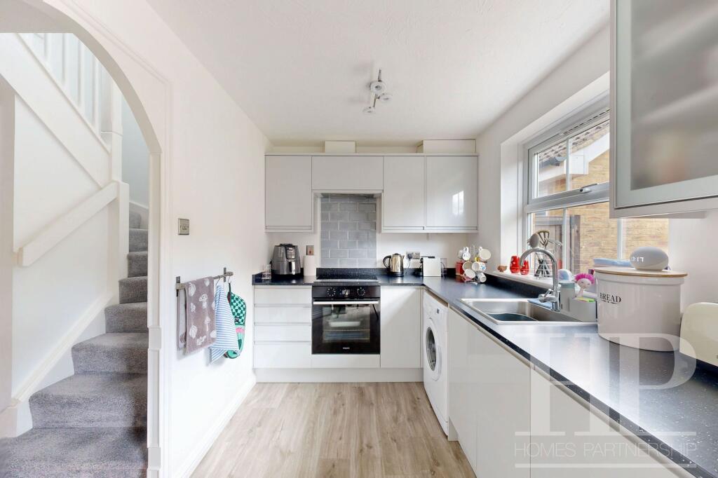 House in Crawley, Maidenbower - More