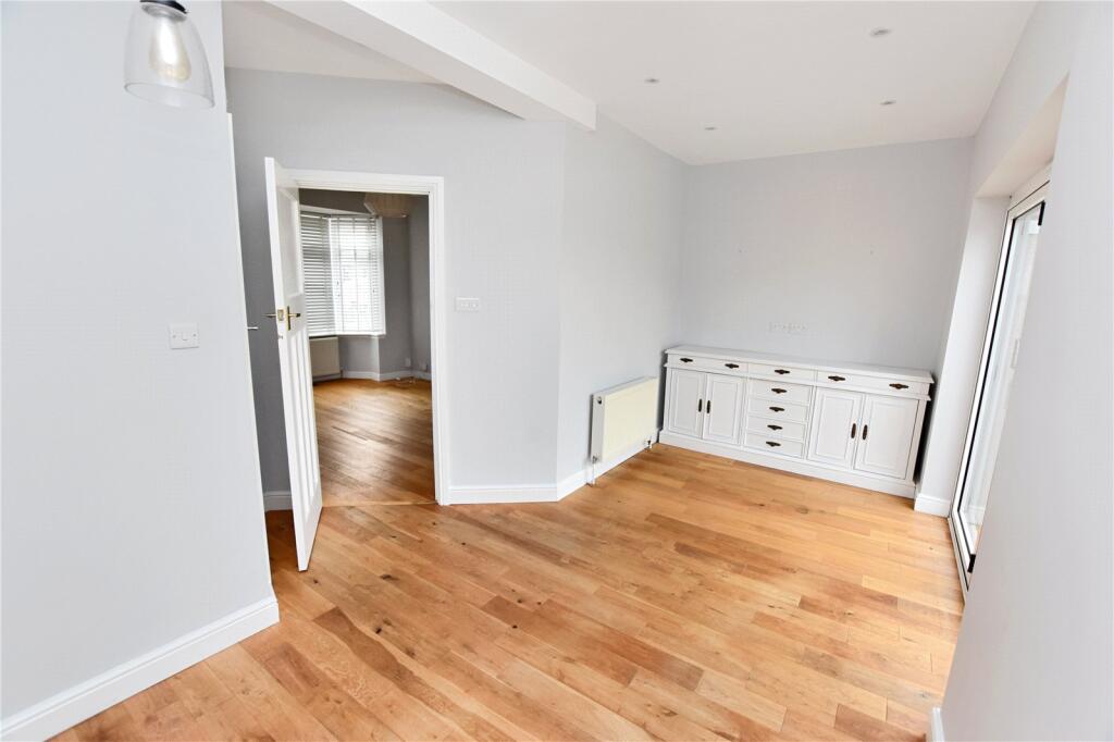 House in London, Barnehurst - View 4