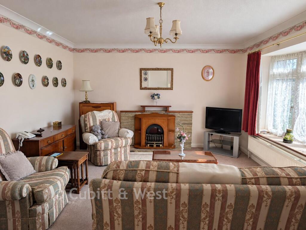 House in Redhill - View 3