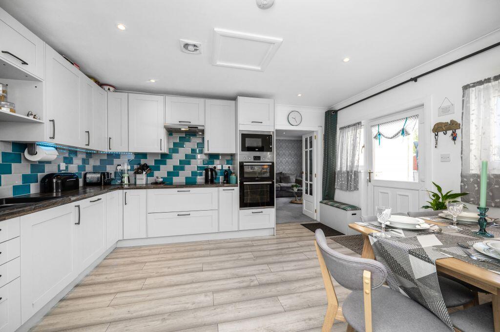 Apartment in Kirkcaldy, Fife - More