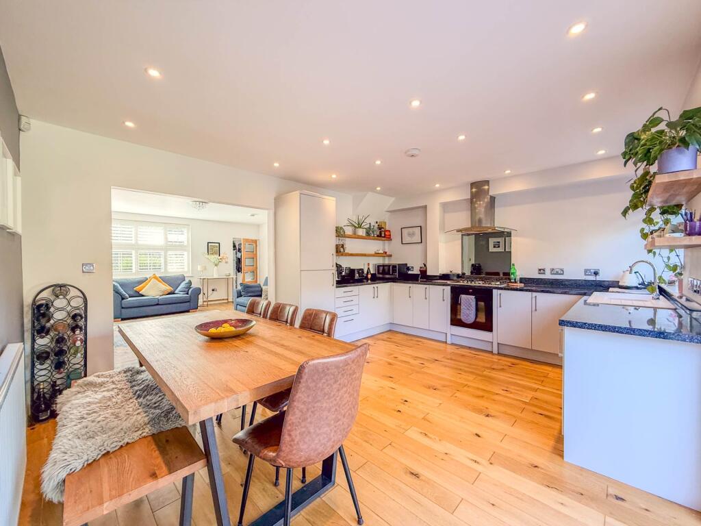 House in Bath - View 5