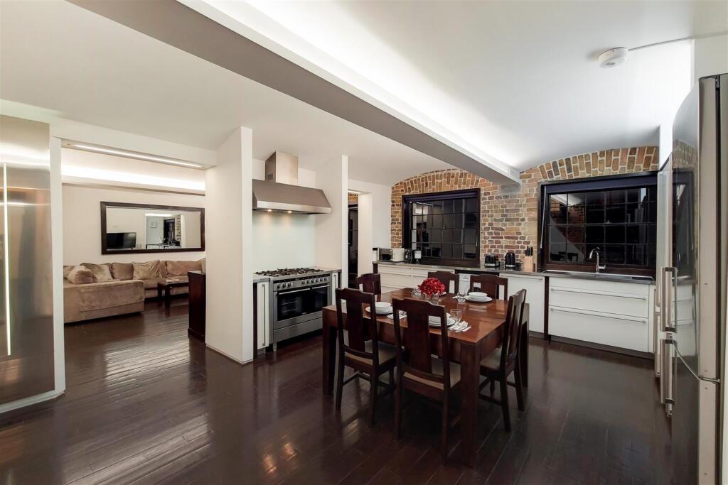 Apartment in London - View 3
