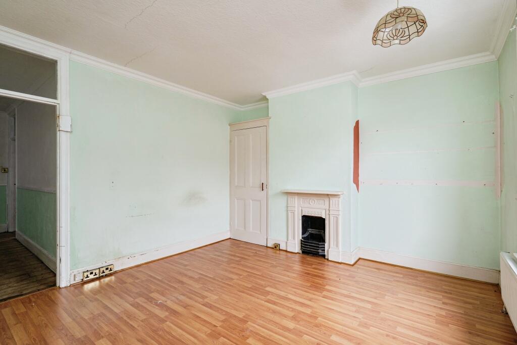 Worthing Road, Lowestoft, NR32 photo 3
