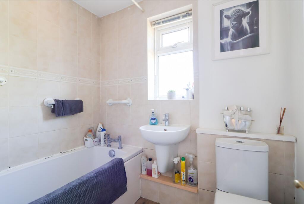 Bishops Mead, Cleeve, BS49 photo 5