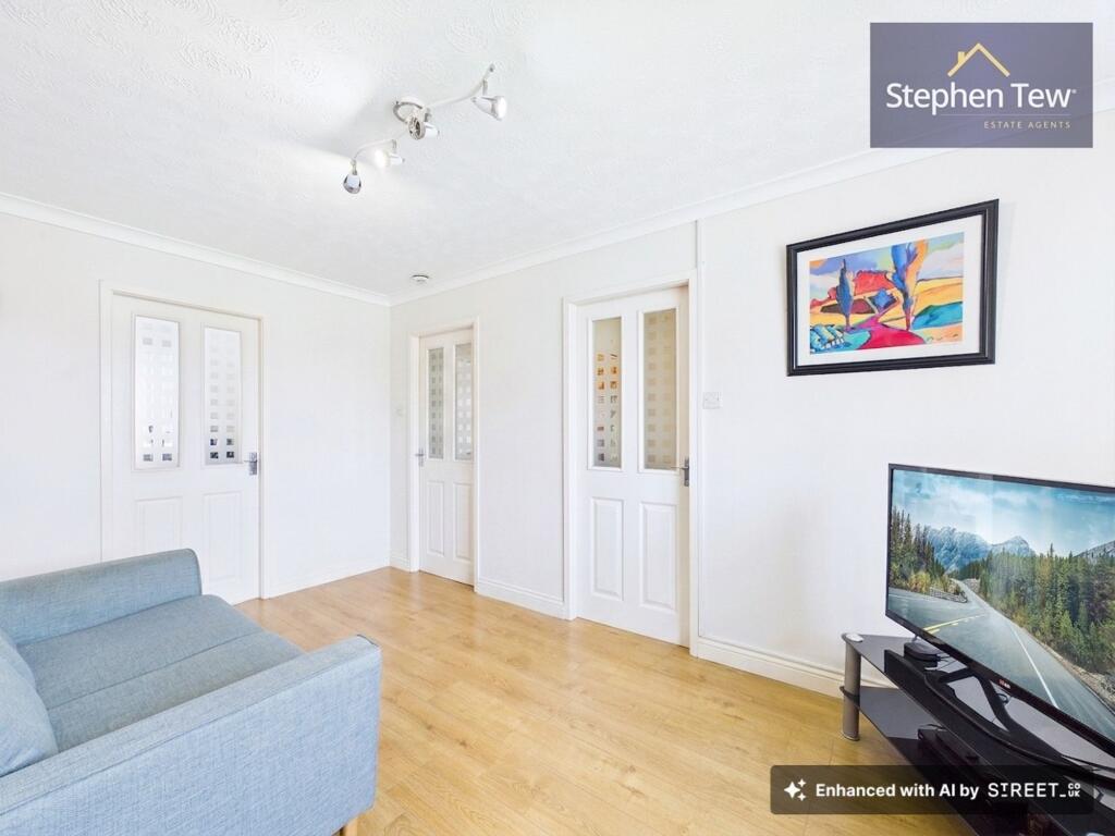 Apartment in Blackpool, Great Marton - View 2