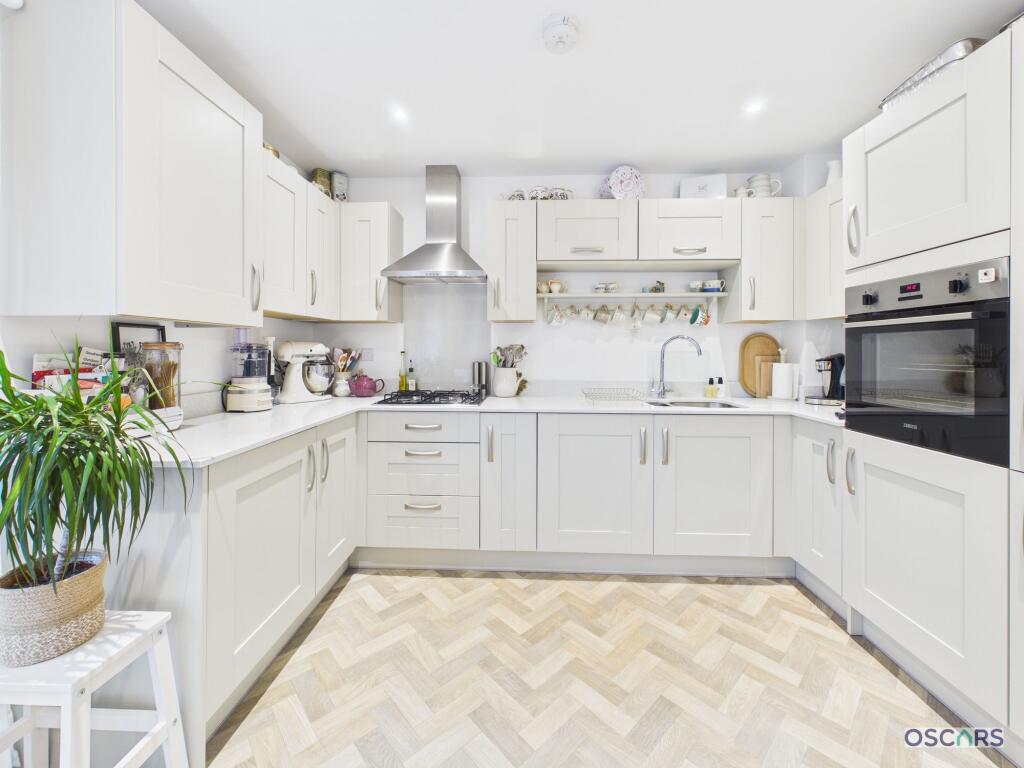 House in Hull - View 3