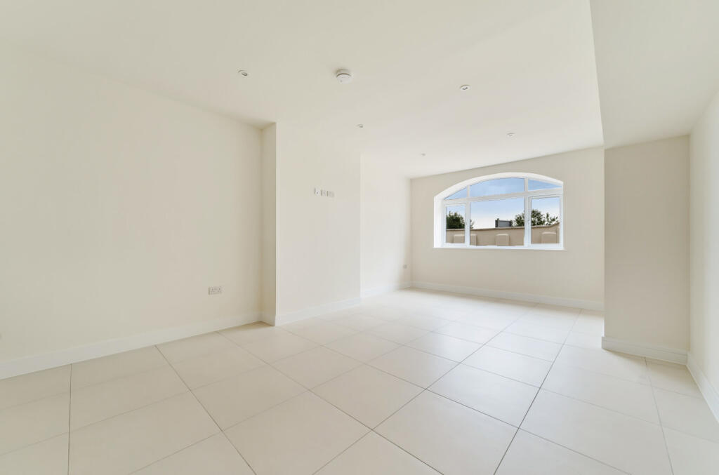House in Peasedown St. John, Bath and North East Somerset - View 6