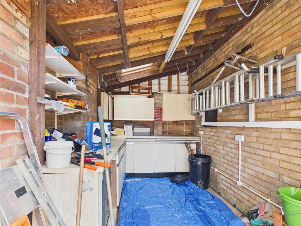 House in Stevenage - View 5
